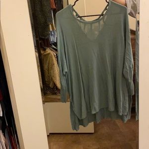 Perfect Summer shirt.It’s light and easy to pair